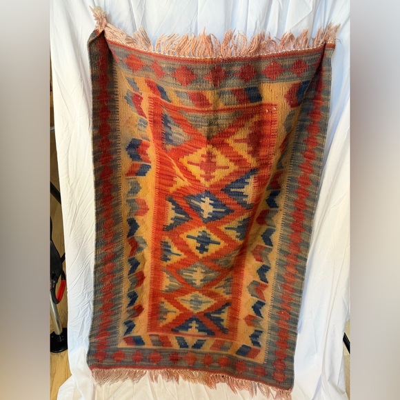 Afghan Kilim Rug - Picture 1 of 2